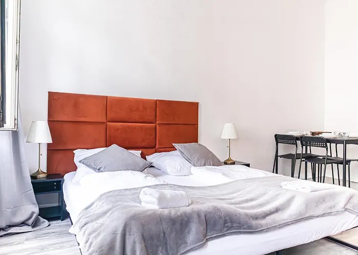 Διαμέρισμα Two Modern Comfortable For Groups