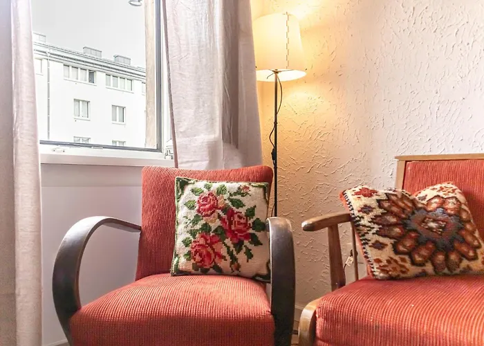 Two Modern Comfortable For Groups